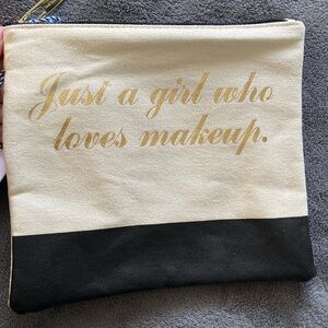 NW - Small Makeup Bag